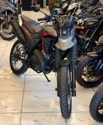 YAMAHA XTZ 250 LANDER CONNECTED YAMAHA XTZ 250 LANDER CONNECTED