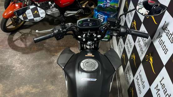 YAMAHA-FACTOR YBR 150 ED-2025