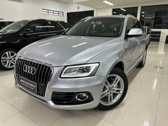 AUDI Q5 2.0 TFSI AMBIENTE 16V 225CV GASOLINA 4P AUTOMÁTICO AUDI Q5 2.0 TFSI AMBIENTE 16V 225CV GASOLINA 4P AUTOMÁTICO