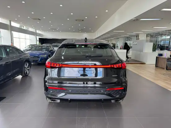 AUDI-Q5-2026