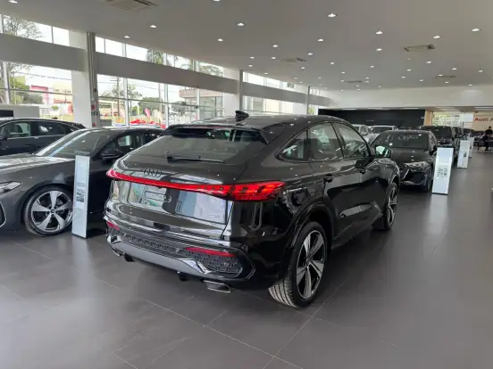 AUDI-Q5-2026