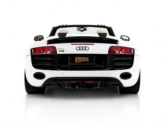 AUDI-R8-2012