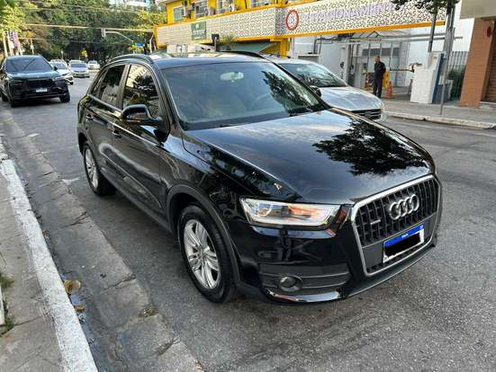 AUDI-Q3-2014