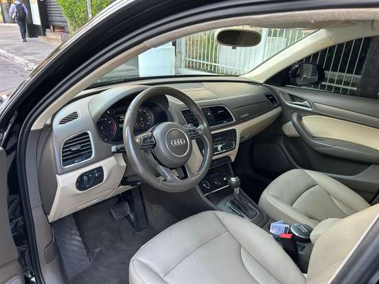 AUDI-Q3-2014