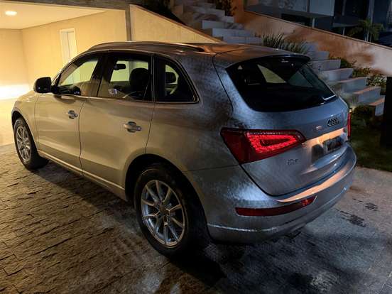 AUDI-Q5-2.0 TFSI AMBIENTE 16V 211CV GASOLINA 4P AUTOMÁTICO AUDI-Q5-2011