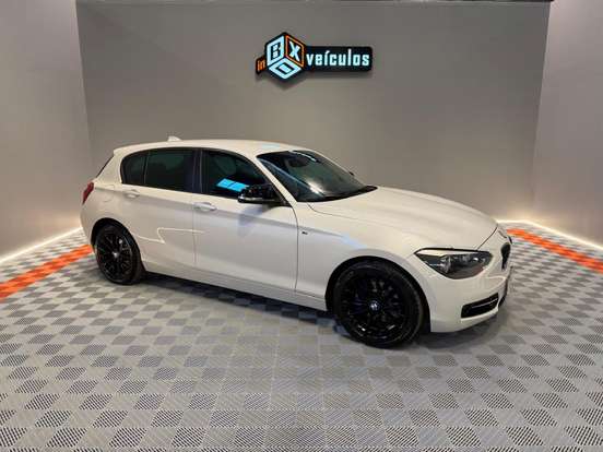 BMW-118i-1.6 SPORT GP 16V TURBO GASOLINA 4P AUTOMÁTICO BMW-118i-2012