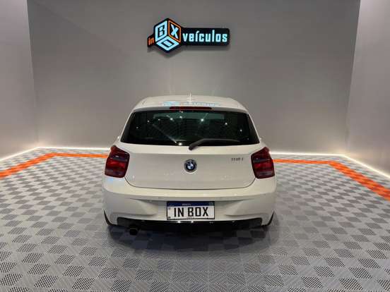 BMW-118i-1.6 SPORT GP 16V TURBO GASOLINA 4P AUTOMÁTICO BMW-118i-2012