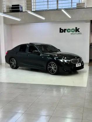 BMW 320i 2.0 16V TURBO FLEX M SPORT AUTOMÁTICO BMW 320i 2.0 16V TURBO FLEX M SPORT AUTOMÁTICO
