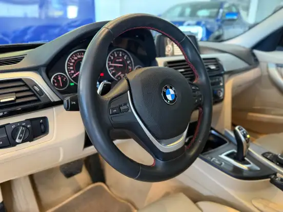 BMW-320i-2.0 SPORT GP 16V TURBO ACTIVE FLEX 4P AUTOMÁTICO BMW-320i-2015