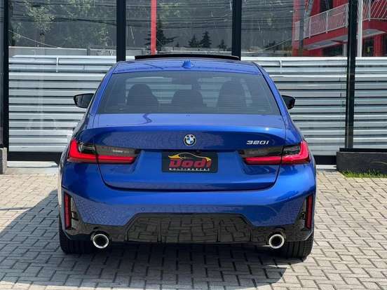 BMW-320i-2.0 16V TURBO FLEX M SPORT AUTOMÁTICO BMW-320i-2024