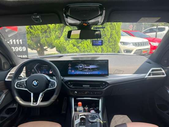 BMW-320i-2024