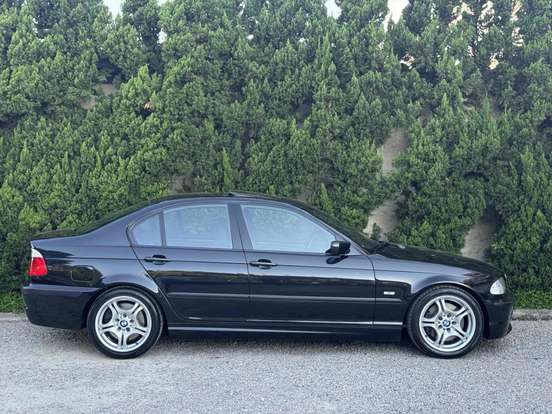 BMW-330i-3.0 TOP SEDAN 24V GASOLINA 4P AUTOMÁTICO BMW-330i-2000