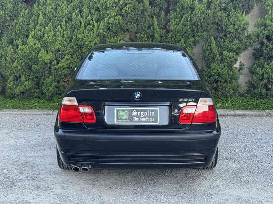BMW-330i-3.0 TOP SEDAN 24V GASOLINA 4P AUTOMÁTICO BMW-330i-2000