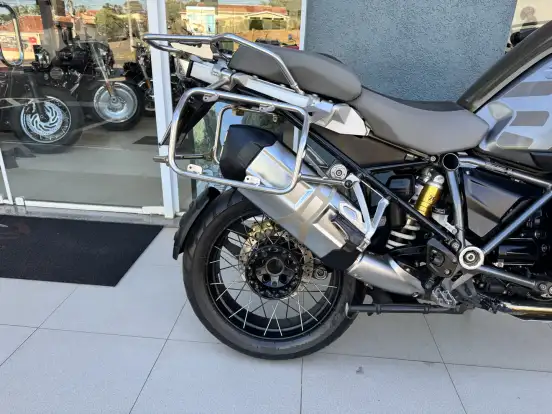 BMW-R 1250 GS ADVENTURE PREMIUM + EXCLUSIVE BMW-R 1250 GS ADVENTURE PREMIUM + EXCLUSIVE-2020