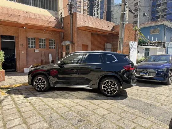 BMW X1 2.0 16V TURBO GASOLINA SDRIVE20I X-LINE STEPTRONIC BMW X1 2.0 16V TURBO GASOLINA SDRIVE20I X-LINE STEPTRONIC