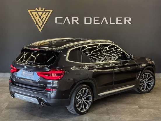 BMW-X3-2021
