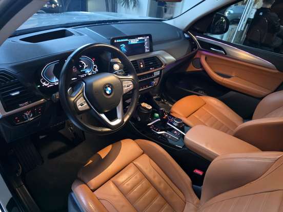 BMW-X3-2021