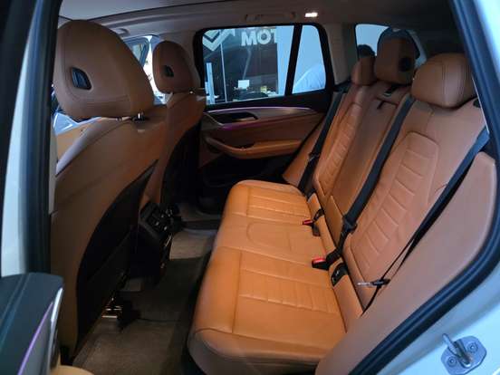 BMW-X3-2021