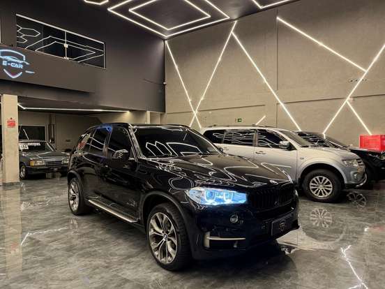 BMW-X5-2017