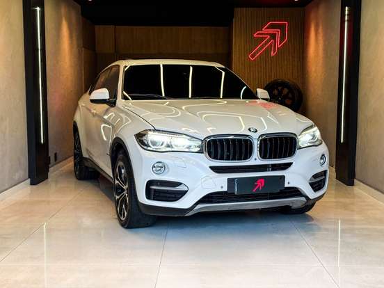 BMW-X6-3.0 35I 4X4 COUPÉ 6 CILINDROS 24V GASOLINA 4P AUTOMÁTICO BMW-X6-2016