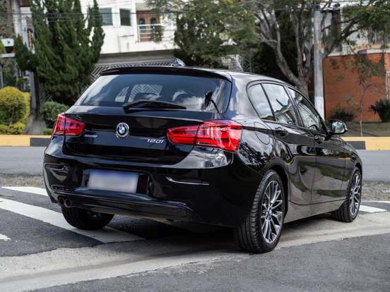 BMW-120i-2.0 16V SPORT ACTIVEFLEX 4P AUTOMÁTICO BMW-120i-2015