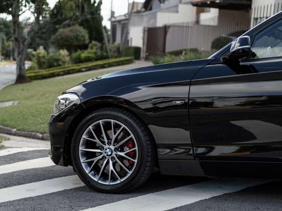 BMW-120i-2.0 16V SPORT ACTIVEFLEX 4P AUTOMÁTICO BMW-120i-2015