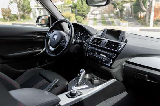 BMW-120i-2015