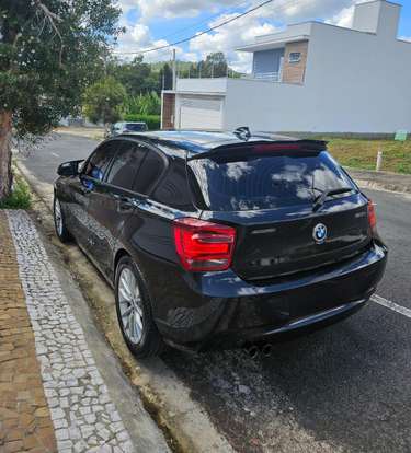 BMW-120i-2015