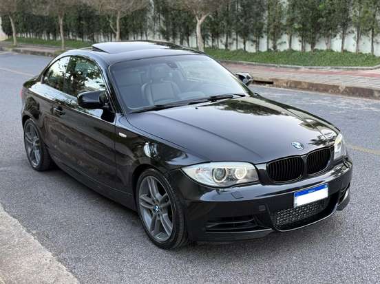 BMW-135i-2010