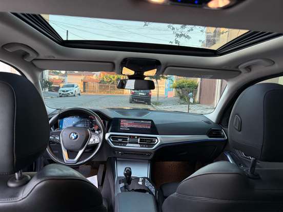 BMW-320i-2.0 16V TURBO GASOLINA SPORT GP AUTOMÁTICO BMW-320i-2020