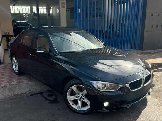 BMW-320i-2.0 SPORT GP 16V TURBO GASOLINA 4P AUTOMÁTICO BMW-320i-2013
