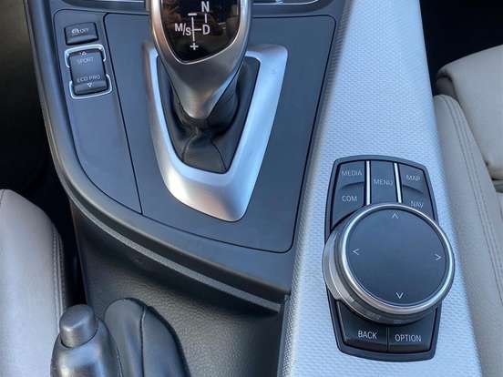 BMW-328i-2.0 M SPORT 16V ACTIVEFLEX 4P AUTOMÁTICO BMW-328i-2017