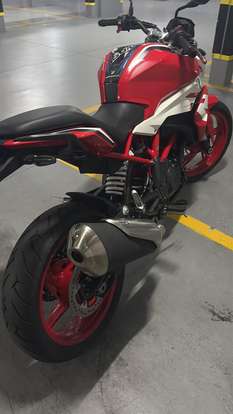 BMW-G 310 R-2024