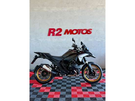 BMW-R 1300 GS TRIPLE BLACK-2024