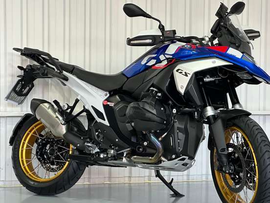BMW-R 1300 GS TROPHY BMW-R 1300 GS TROPHY-2024