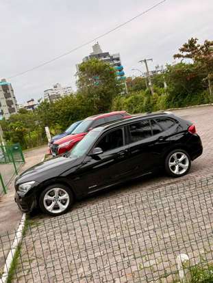 BMW-X1-2014