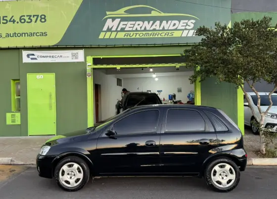 CHEVROLET CORSA 1.4 MPFI PREMIUM 8V FLEX 4P MANUAL CHEVROLET CORSA 1.4 MPFI PREMIUM 8V FLEX 4P MANUAL