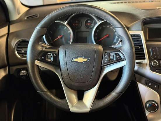 CHEVROLET-CRUZE-2014