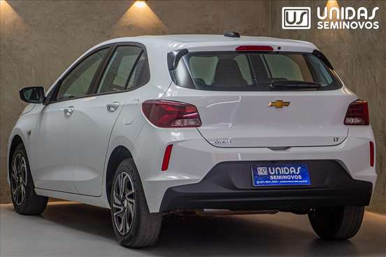 CHEVROLET-ONIX-2022