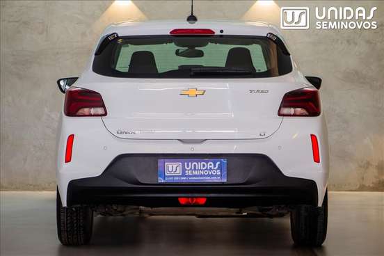 CHEVROLET-ONIX-2020