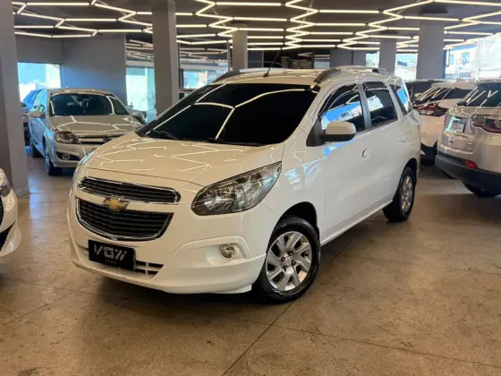 CHEVROLET SPIN 1.8 LTZ 8V FLEX 4P AUTOMÁTICO CHEVROLET SPIN 1.8 LTZ 8V FLEX 4P AUTOMÁTICO