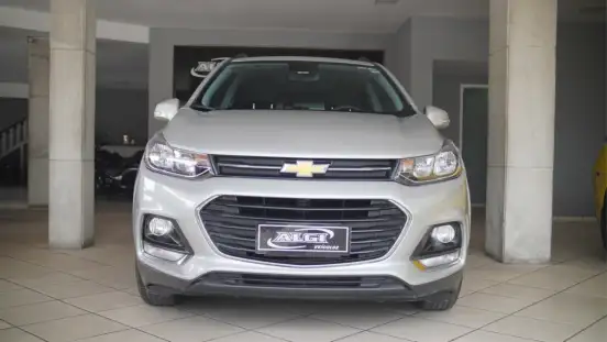 CHEVROLET-TRACKER-2018
