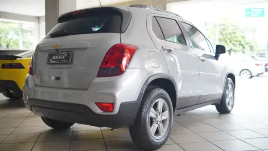 CHEVROLET-TRACKER-2018