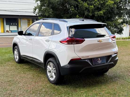 CHEVROLET-TRACKER-2021