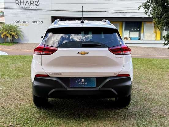 CHEVROLET-TRACKER-2021