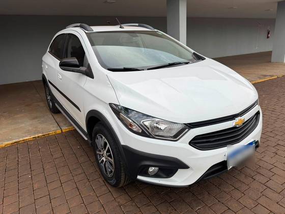 CHEVROLET ONIX 1.4 MPFI ACTIV 8V FLEX 4P AUTOMÁTICO