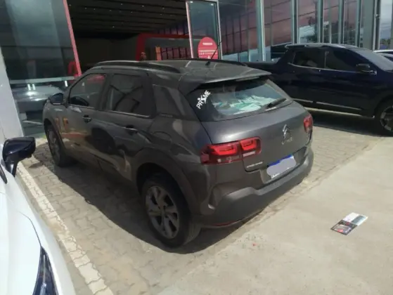 CITROËN C4 CACTUS 1.6 VTI 120 FLEX FEEL EAT6 CITROËN C4 CACTUS 1.6 VTI 120 FLEX FEEL EAT6