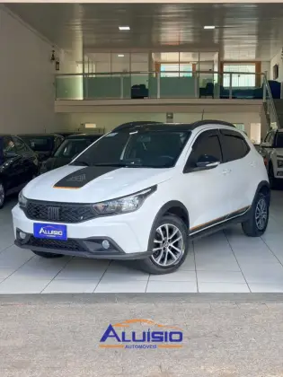 FIAT ARGO 1.3 FIREFLY FLEX TREKKING CVT FIAT ARGO 1.3 FIREFLY FLEX TREKKING CVT