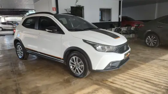 FIAT ARGO 1.3 FIREFLY FLEX TREKKING MANUAL