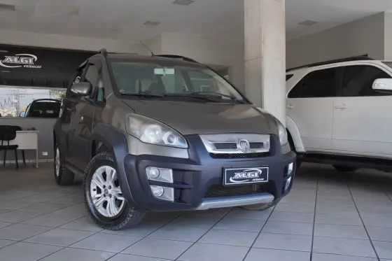 FIAT IDEA 1.8 MPI ADVENTURE 16V FLEX 4P MANUAL FIAT IDEA 1.8 MPI ADVENTURE 16V FLEX 4P MANUAL